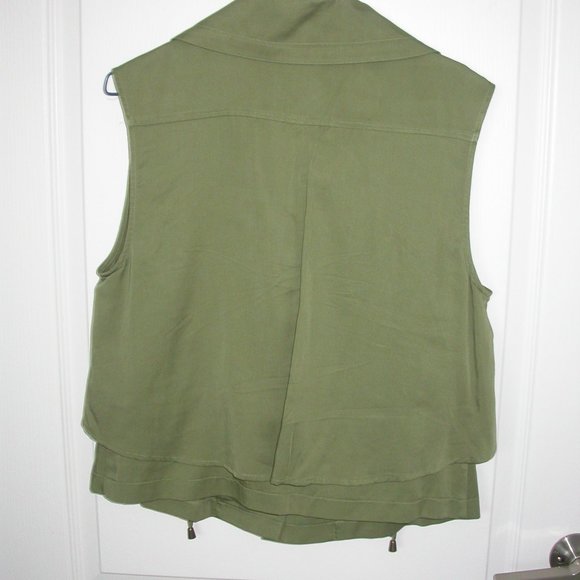 Green Vest - Picture 2 of 5